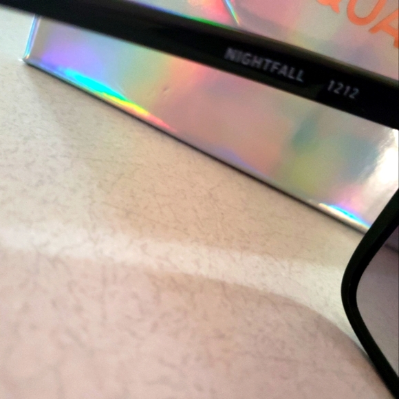 Quay NIGHTFALL Sunglasses - Picture 4 of 5